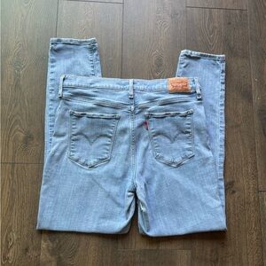 Levi's Shaping Skinny Jeans